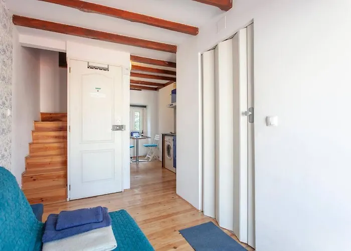 Mouraria I, Eco-duplex, French Balcony & Smart Check-in *