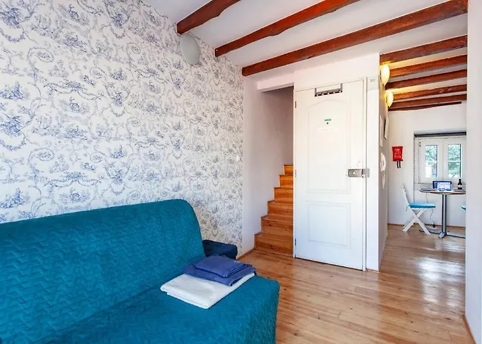 Mouraria I, Eco-duplex, French Balcony & Smart Check-in Lisboa